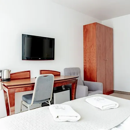 Kaszubska - Przepyszne Sniadanie Na Miejscu Privatunterkunft